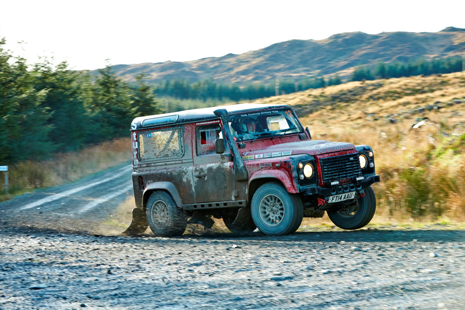 Land Rover Defender mới và cũ ảnh 9 Land Rover Defender moi va cu anh 9