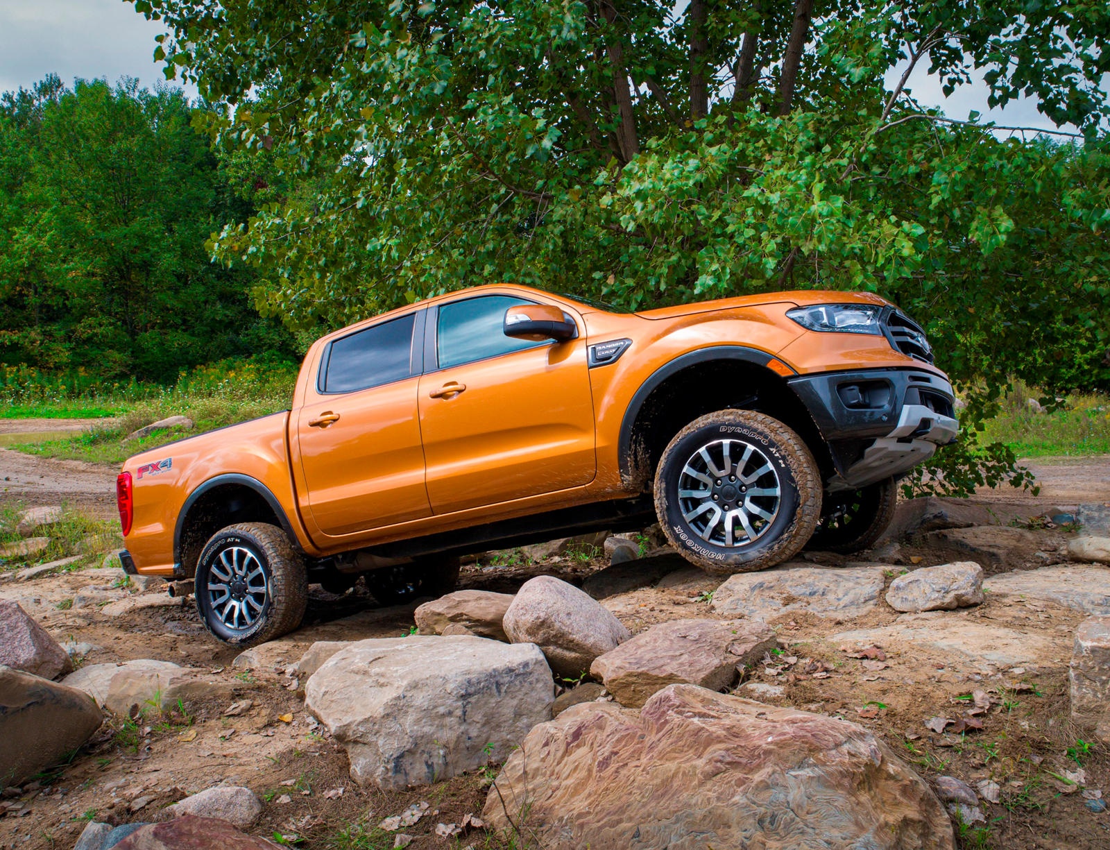 Ford Ranger va F-150 them goi nang cap off-road manh me hinh anh