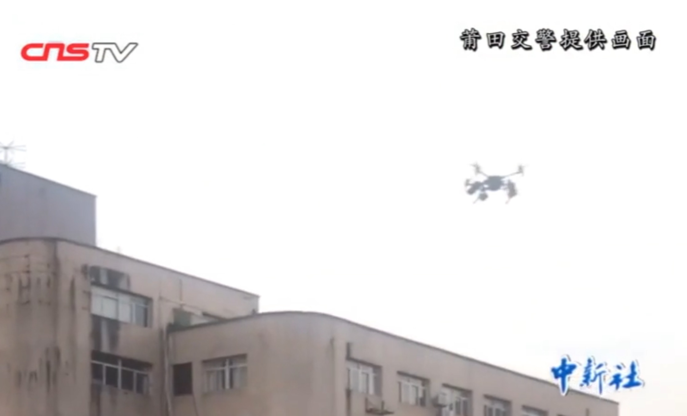 dùng flycam phát hiện vi phạm giao thông ảnh 2 dung flycam phat hien vi pham giao thong anh 2