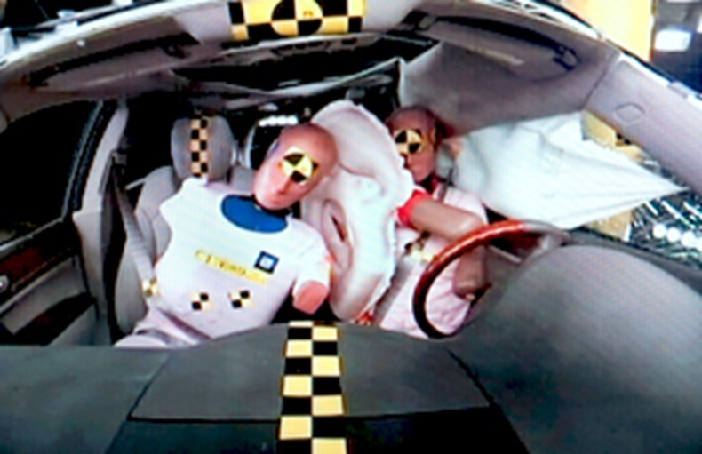 Hyundai va Kia trang bi tui khi trung tam cho xe anh 6