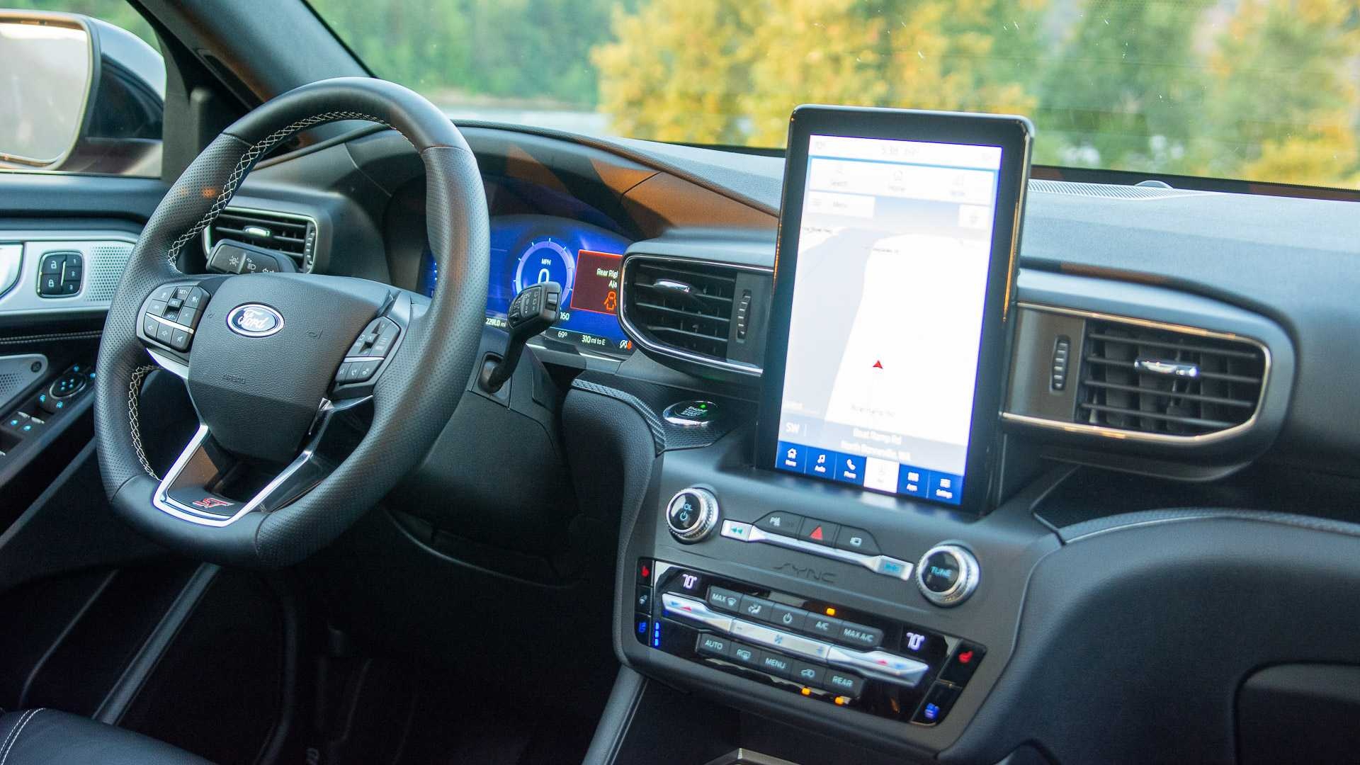 Ford Explorer 2020 giam gia anh 2