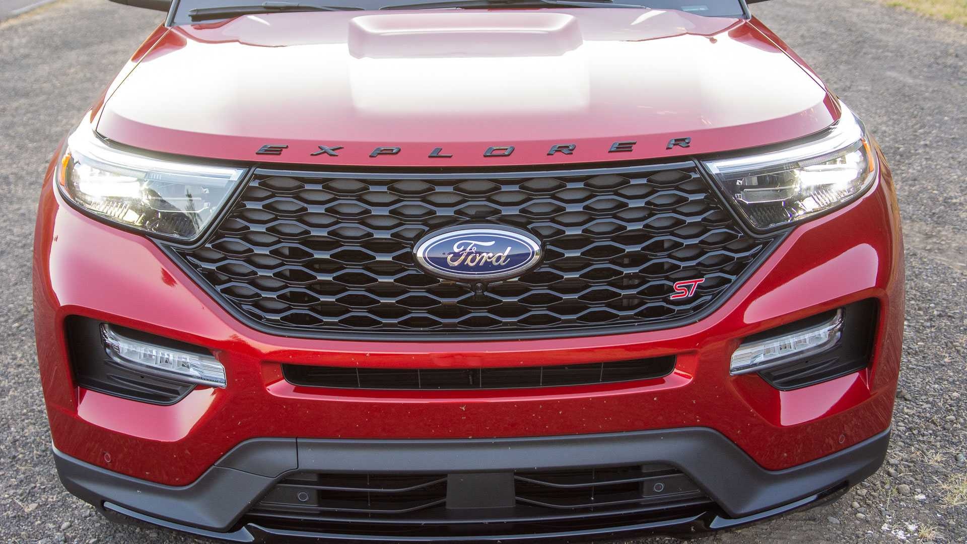 Ford Explorer 2020 giam gia anh 4