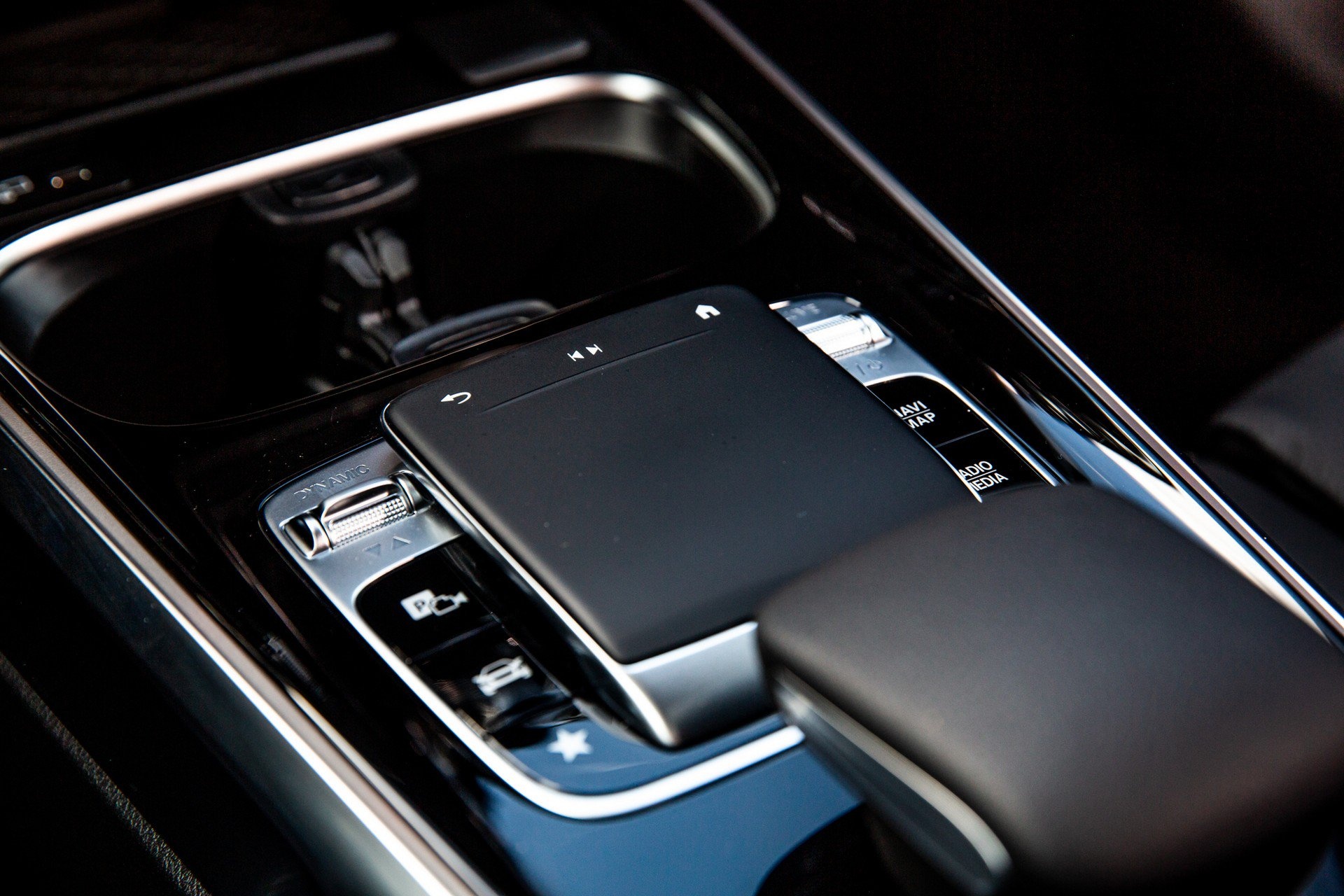 Mercedes GLB 2020 co mat tai My anh 7