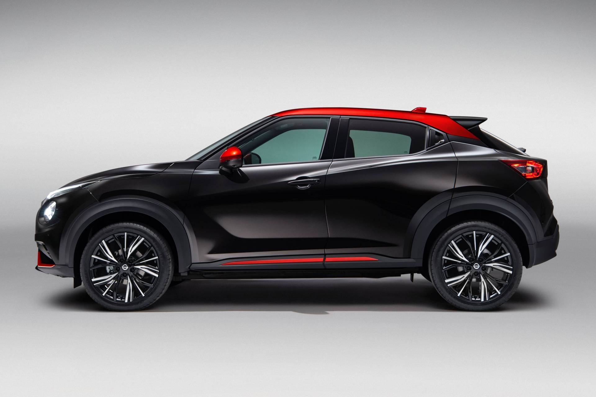 Nissan Juke 2020 ban tai Anh gia dat hon anh 11