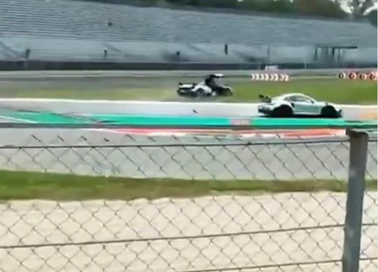 Sieu xe Pagani Huayra BC 3,5 trieu USD gap nan tren duong dua hinh anh