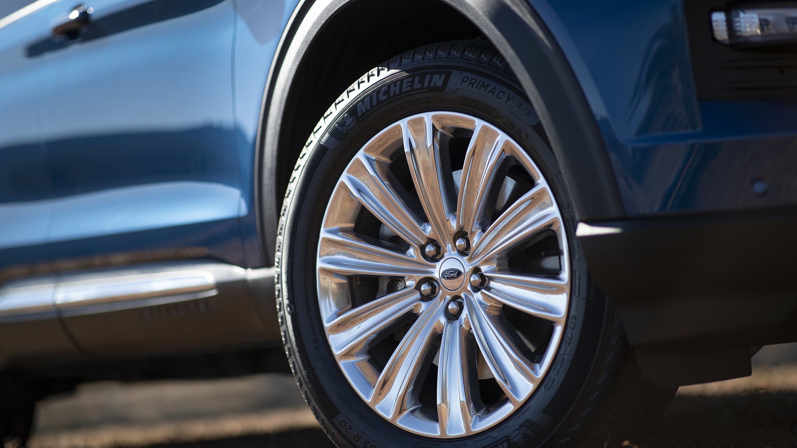 Kia Telluride 2020 đấu với Ford Explorer 2020 ảnh 12 Kia Telluride 2020 dau voi Ford Explorer 2020 anh 12