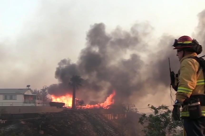 Tai xe xe rac vo trach nhiem, gay chay dien rong khien 2 nguoi chet hinh anh