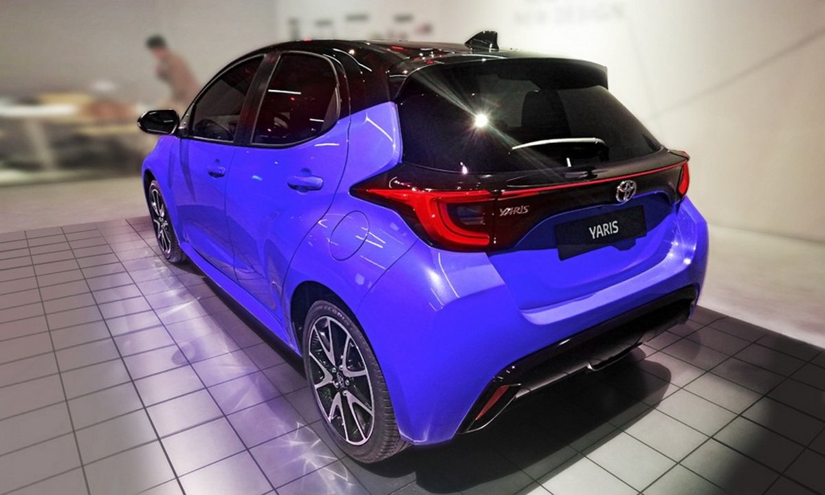 Toyota Yaris 2020 ban chau Au lo dien, mat truoc thiet ke khac la hinh anh