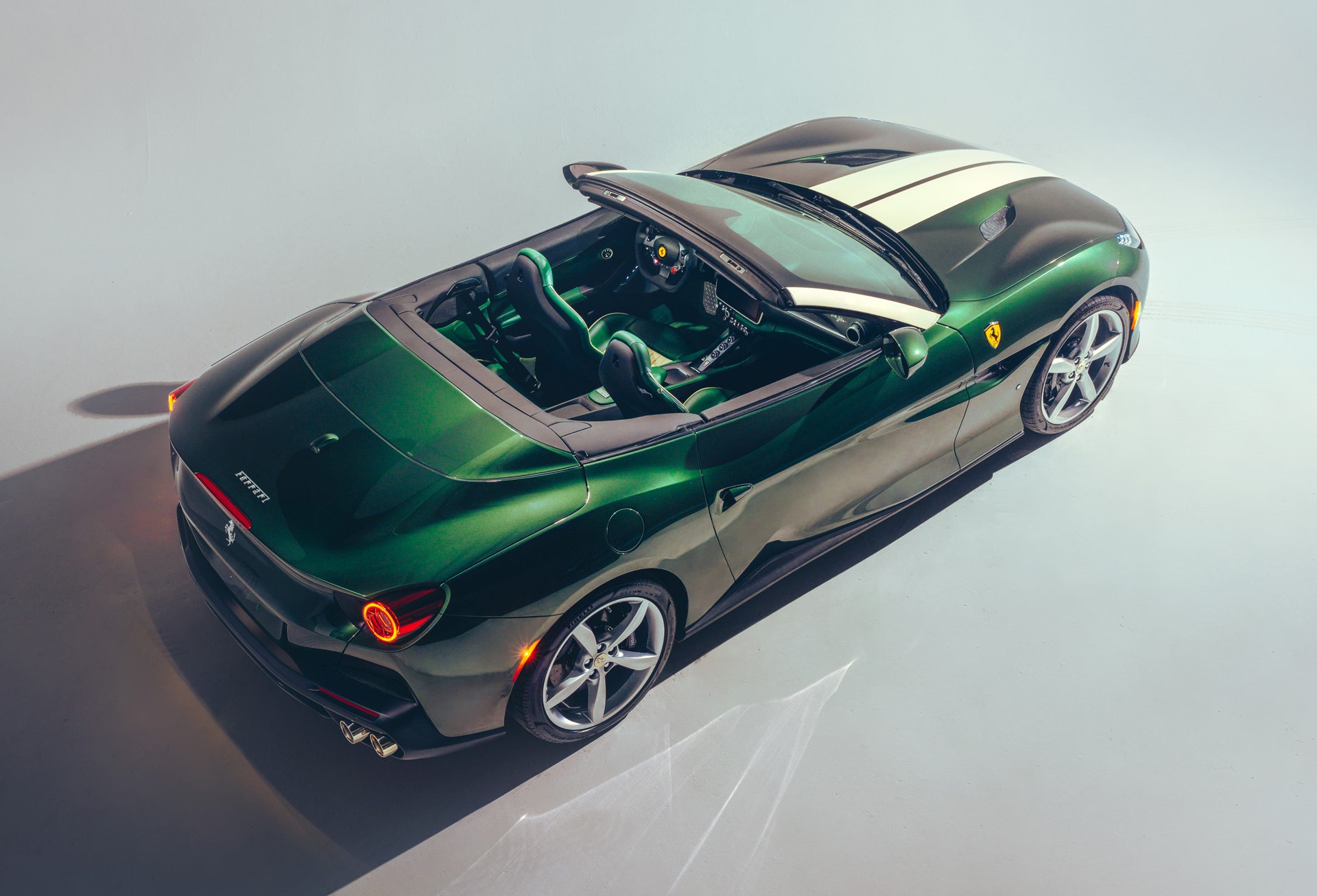 bên trong trung tâm cá nhân hóa của Ferrari ảnh 14 ben trong trung tam ca nhan hoa cua Ferrari anh 14