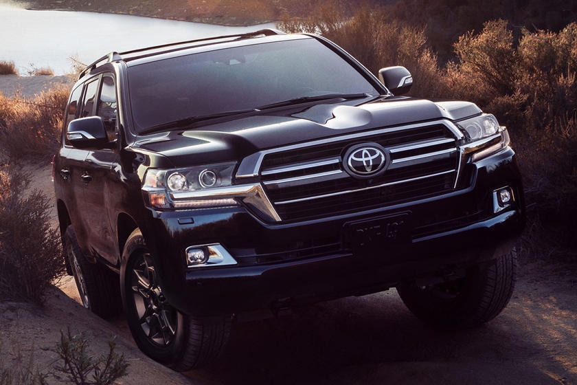 Hang xe Trung Quoc sao chep Toyota Land Cruiser hinh anh