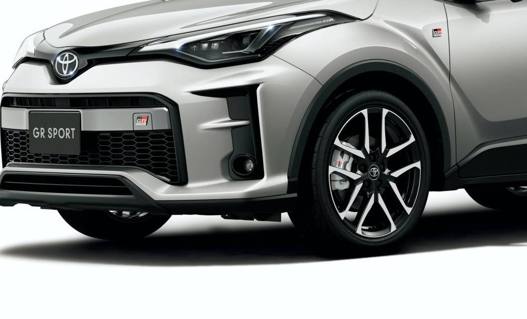 Toyota C-HR 2020 tai Nhat Ban anh 3