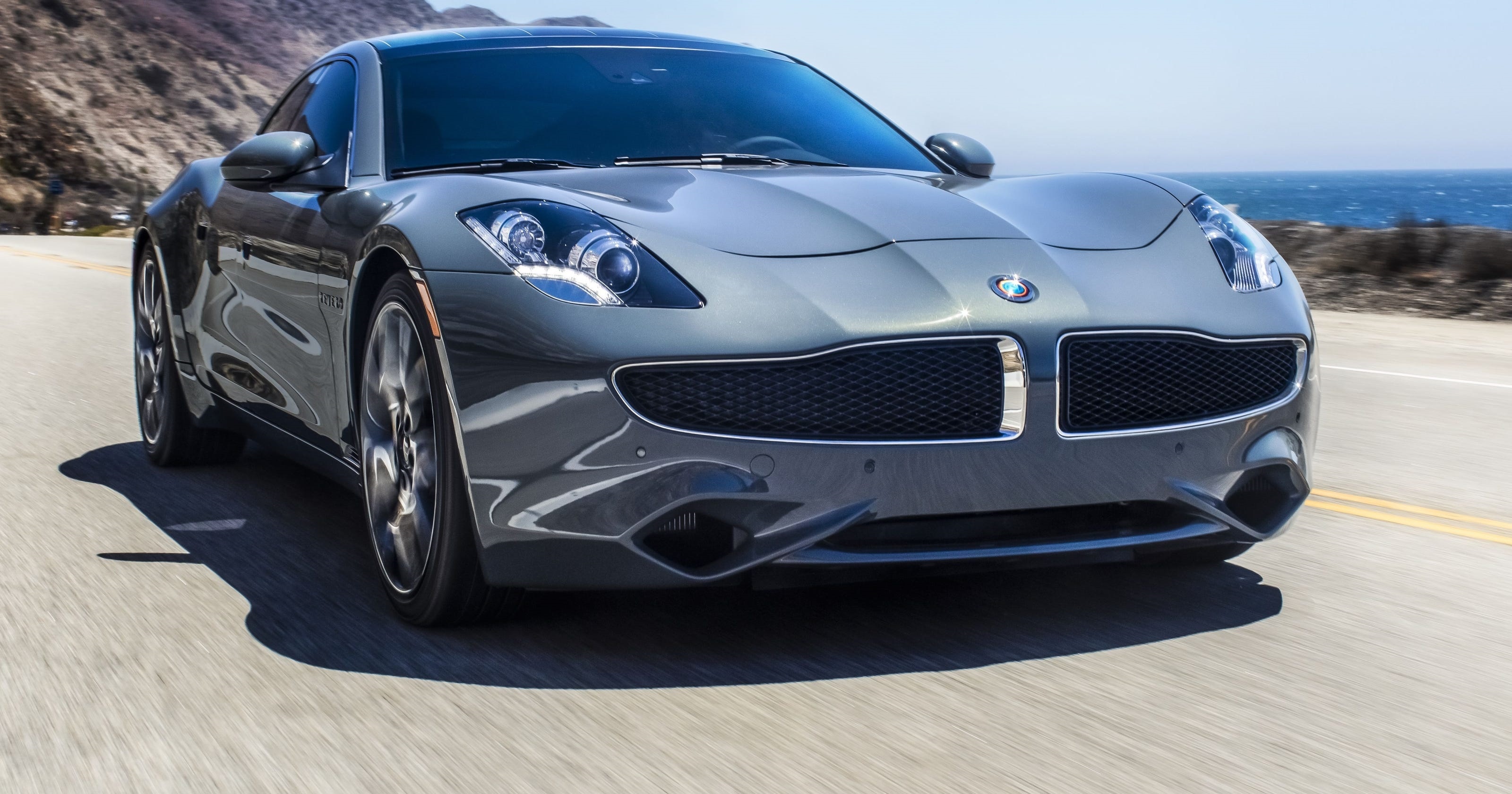 Bi kich som no toi tan cua startup oto dien hinh anh