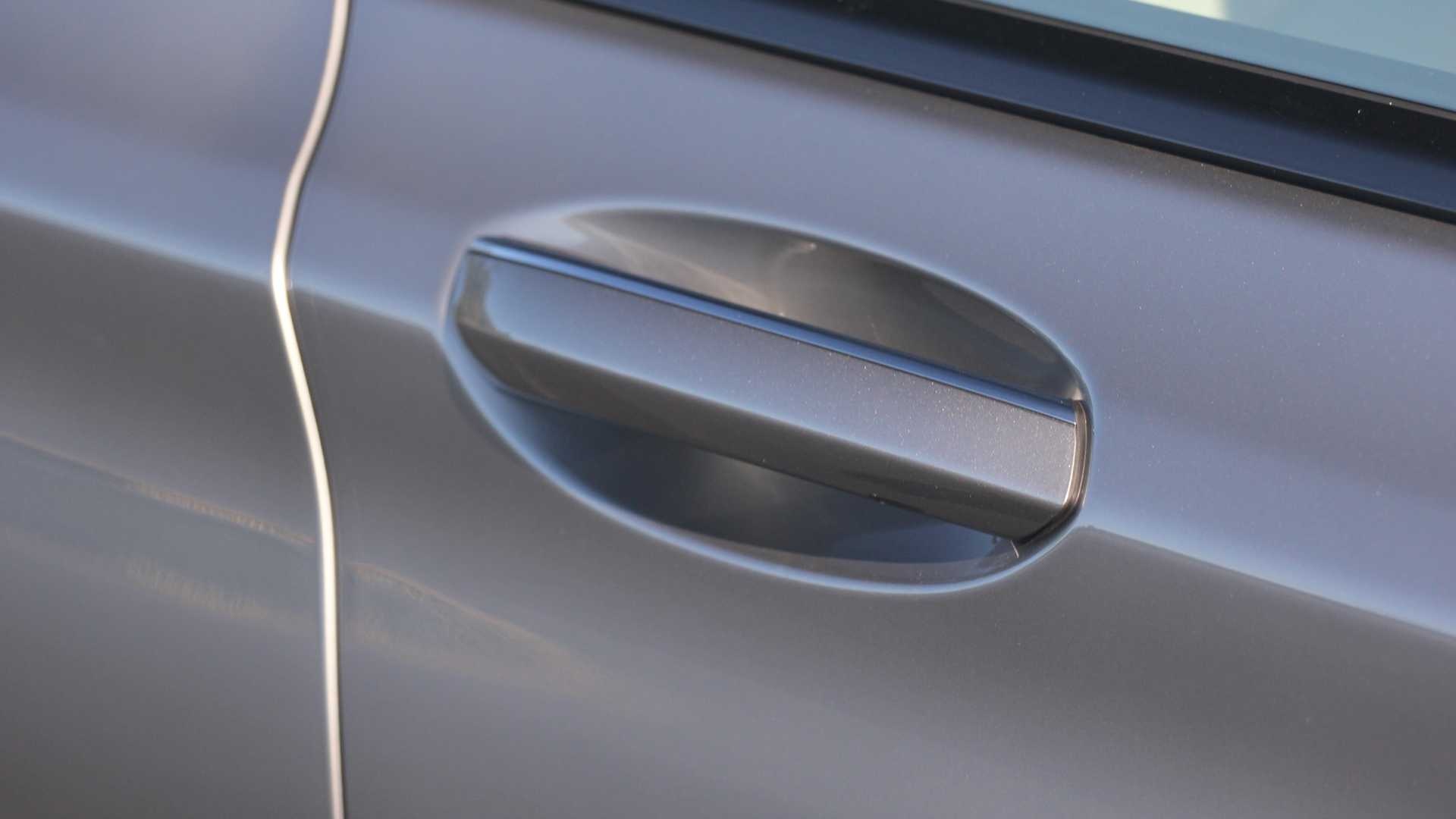 đánh giá BMW 745e xDrive iPerformance 2020 ảnh 9 danh gia BMW 745e xDrive iPerformance 2020 anh 9