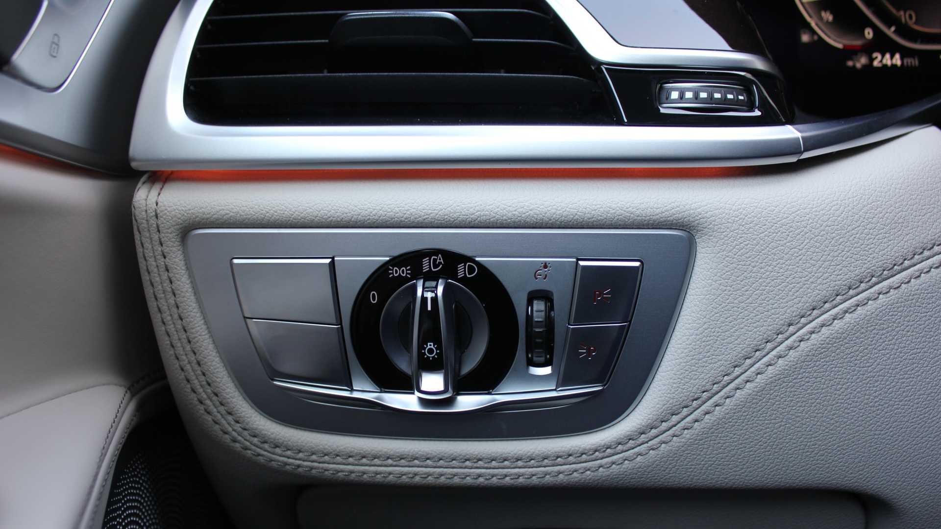 đánh giá BMW 745e xDrive iPerformance 2020 ảnh 32 danh gia BMW 745e xDrive iPerformance 2020 anh 32