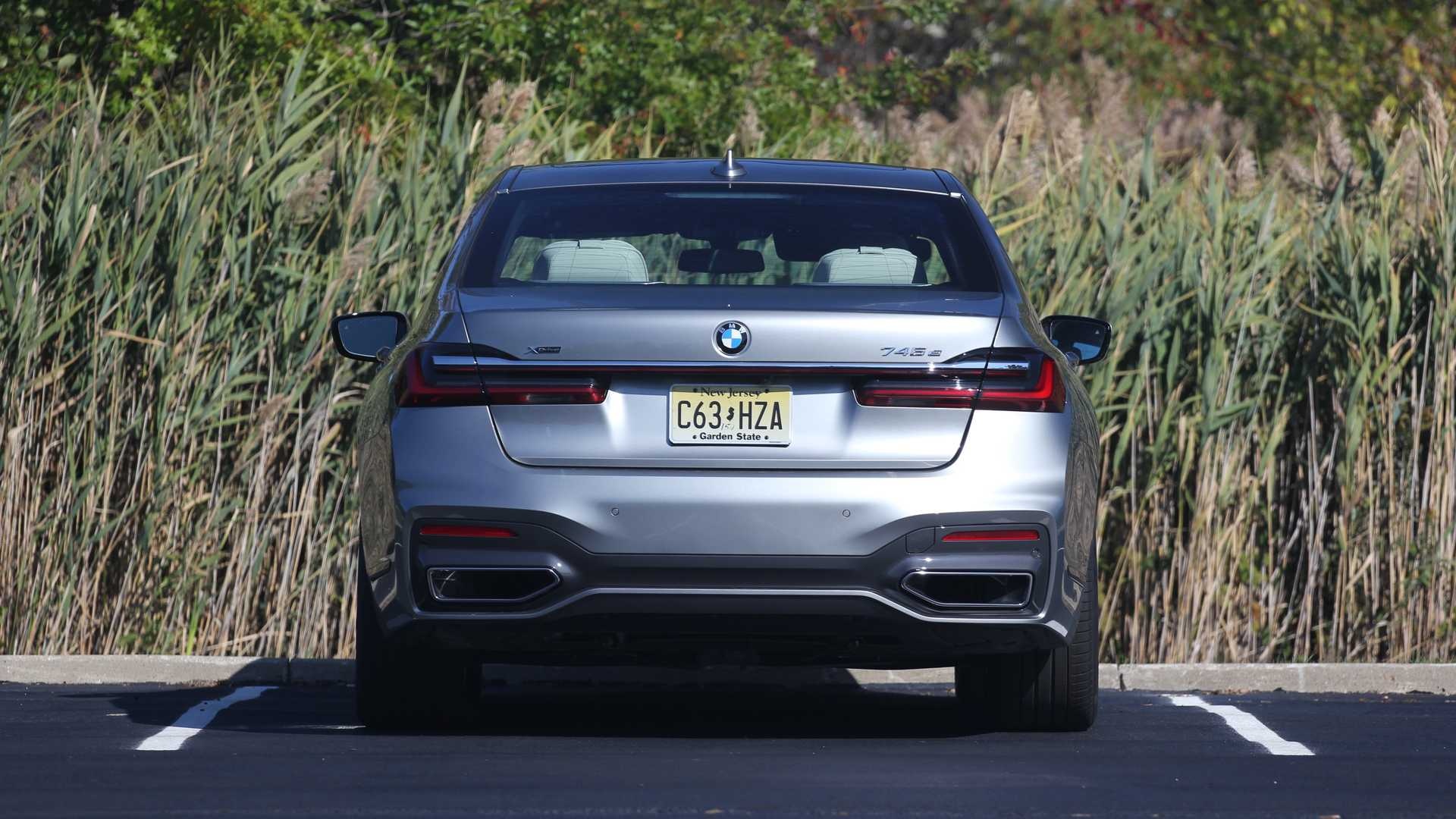 đánh giá BMW 745e xDrive iPerformance 2020 ảnh 2 danh gia BMW 745e xDrive iPerformance 2020 anh 2