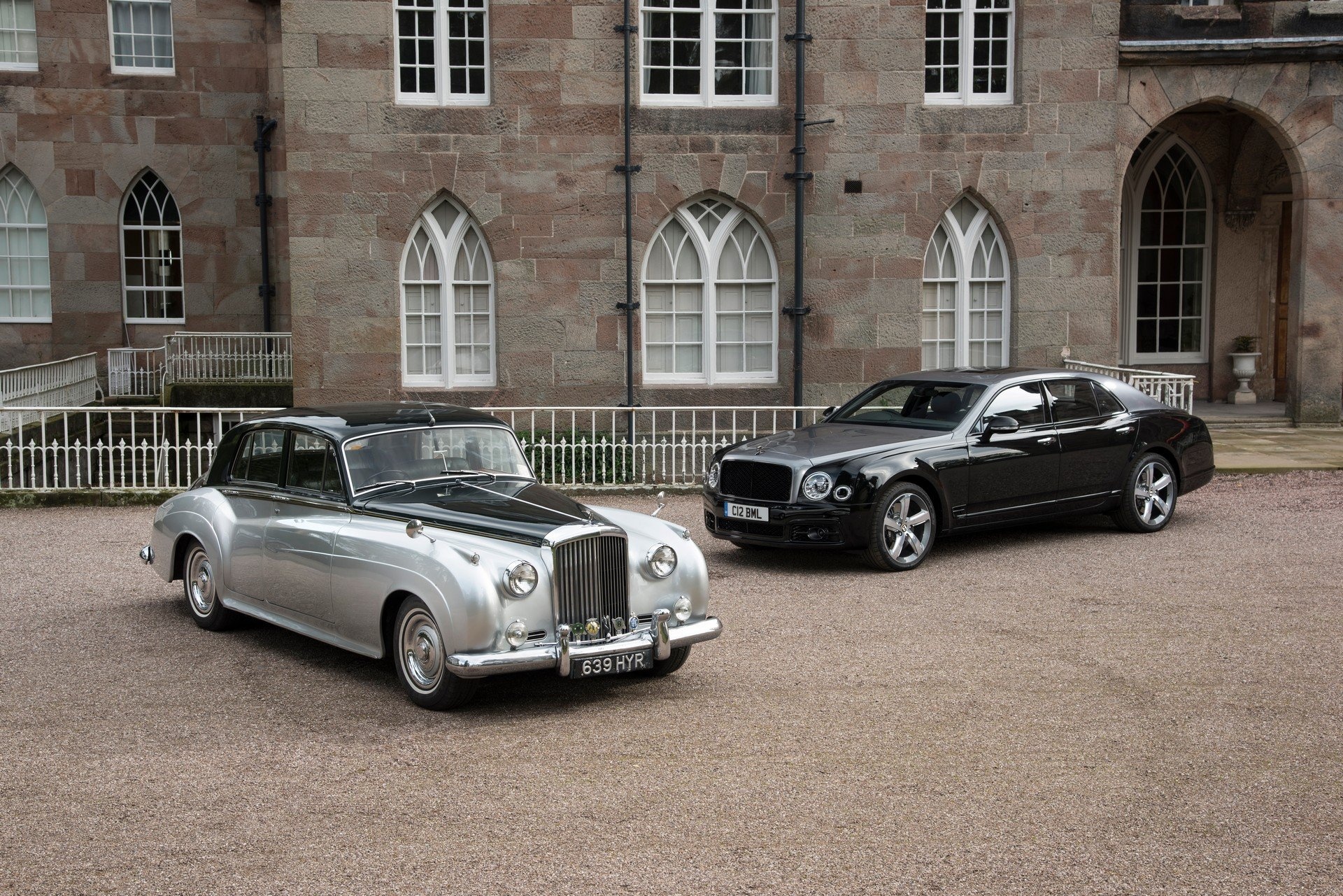 động cơ V8 của Bentley ảnh 1 dong co V8 cua Bentley anh 1