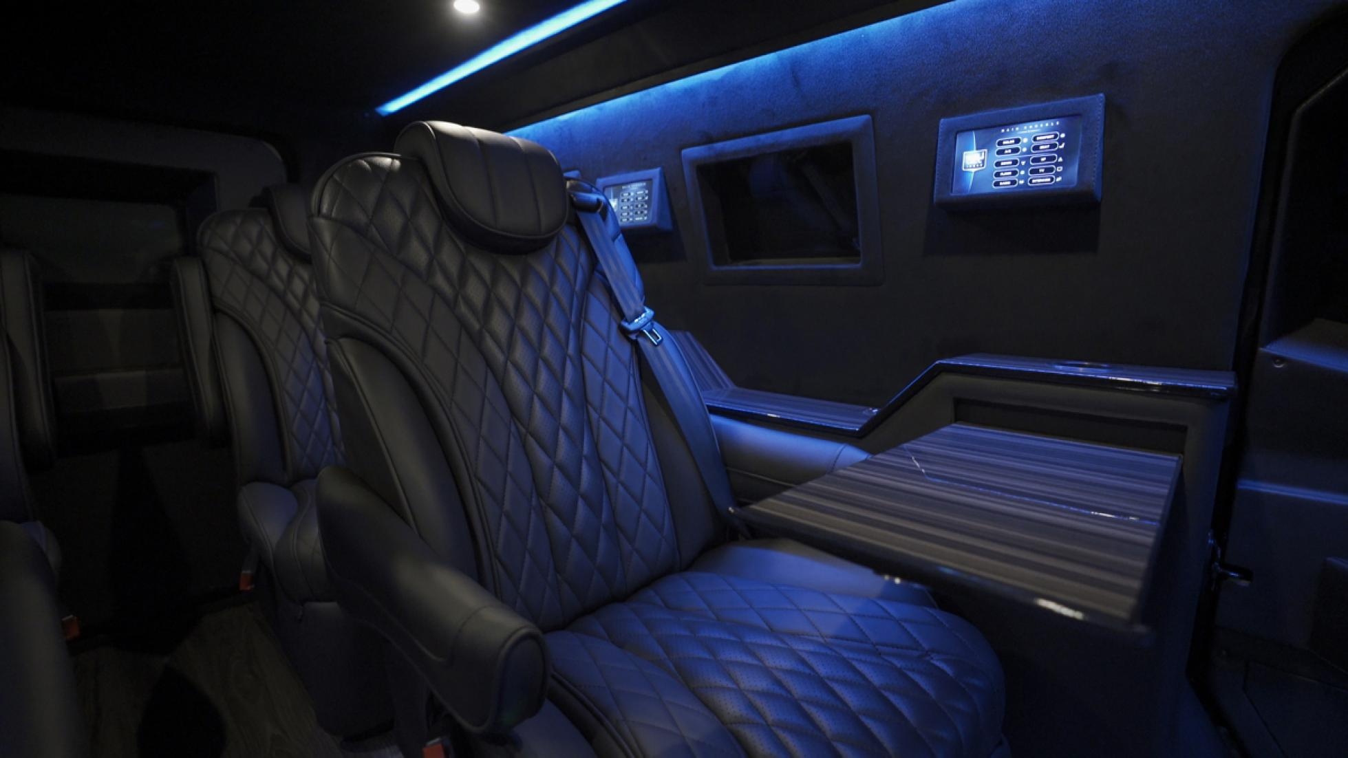 xe chong dan cho gia dinh giau co anh 9