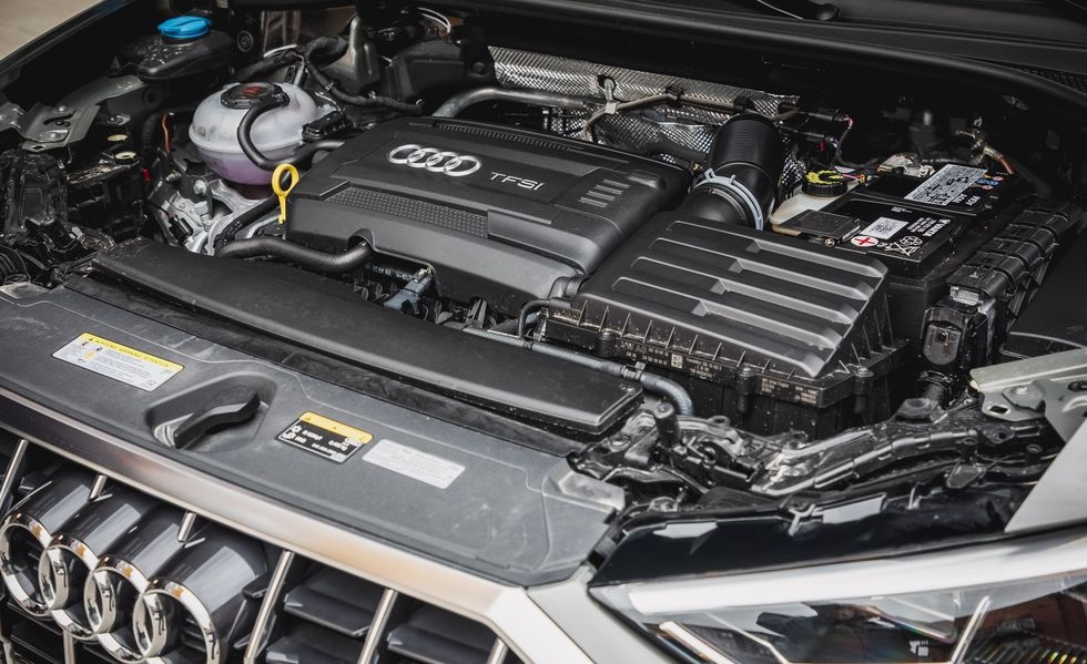 Audi Q3 lu mờ trước BMW X1 ảnh 6 Audi Q3 lu mo truoc BMW X1 anh 6