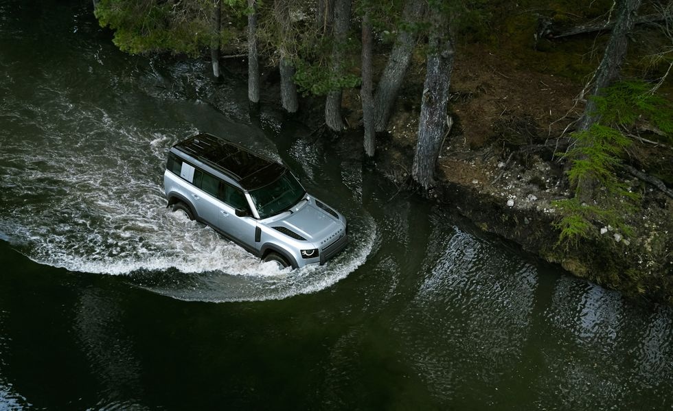 Land Rover Defender 2020 ban tai My anh 4