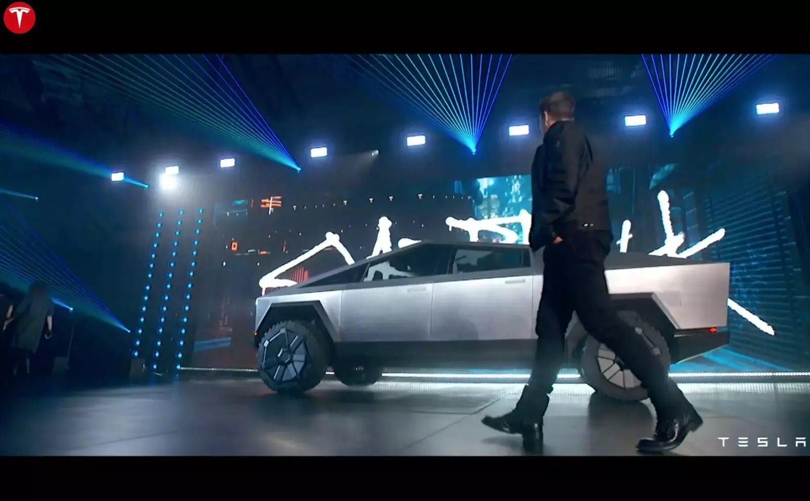 Tesla Cybertruck so với Ford F-150 ảnh 8 Tesla Cybertruck so voi Ford F-150 anh 8