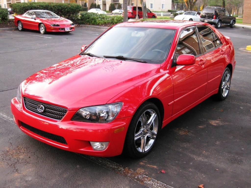 Xe Lexus tu chuyen dong dam chet nguoi hinh anh