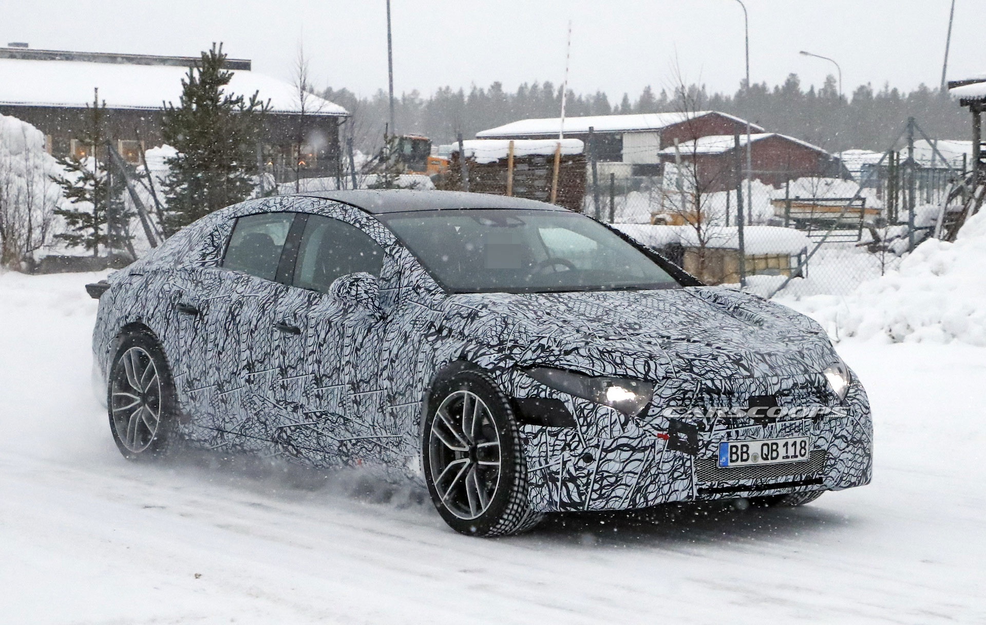 cong nghe den pha Mercedes thay doi sau 100 nam anh 3