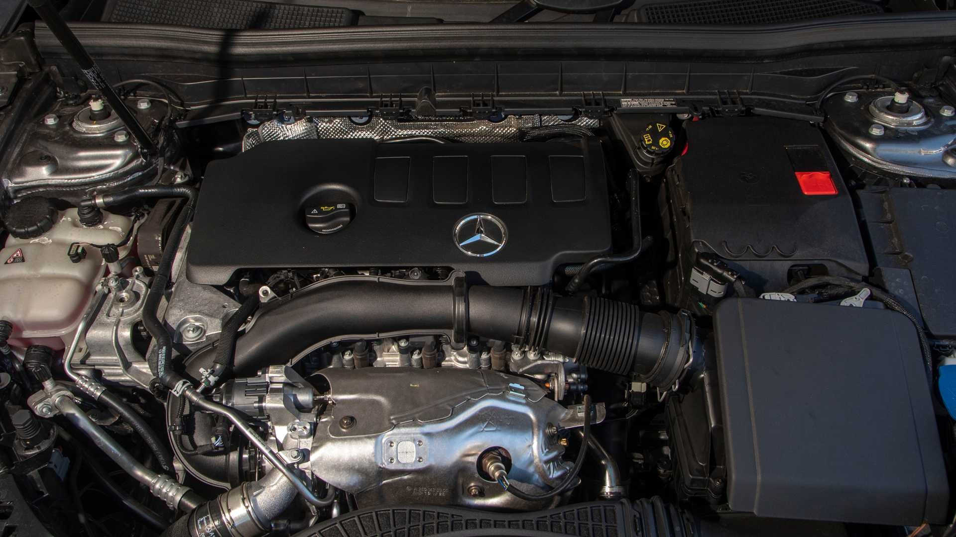 đánh giá Mercedes-Benz GLB 250 2020 ảnh 40 danh gia Mercedes-Benz GLB 250 2020 anh 40