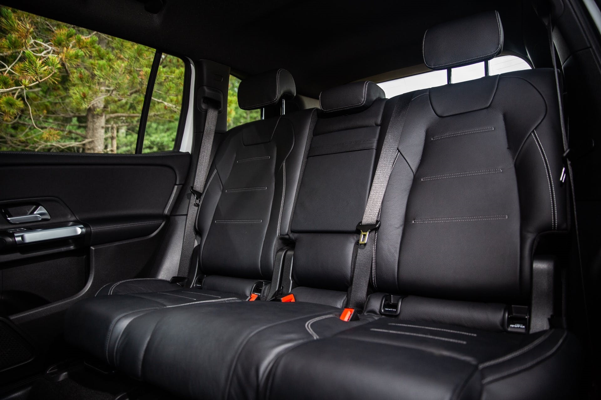 danh gia Mercedes-Benz GLB 250 2020 anh 35