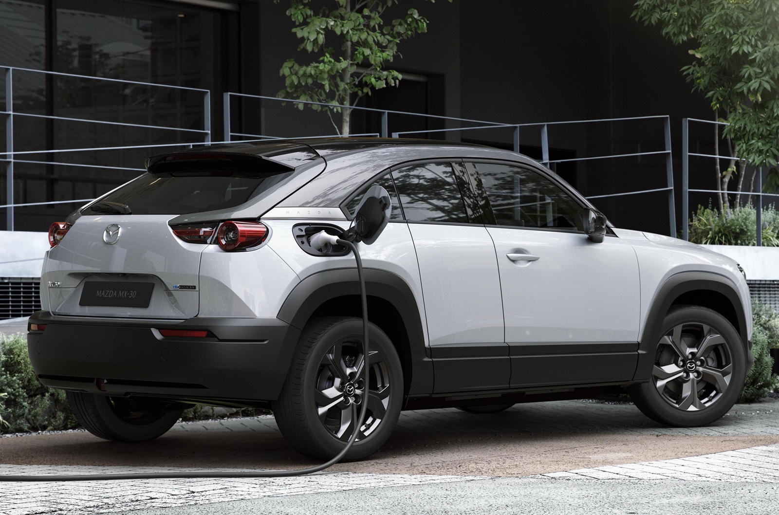 danh gia xe dien dau tien cua Mazda anh 4