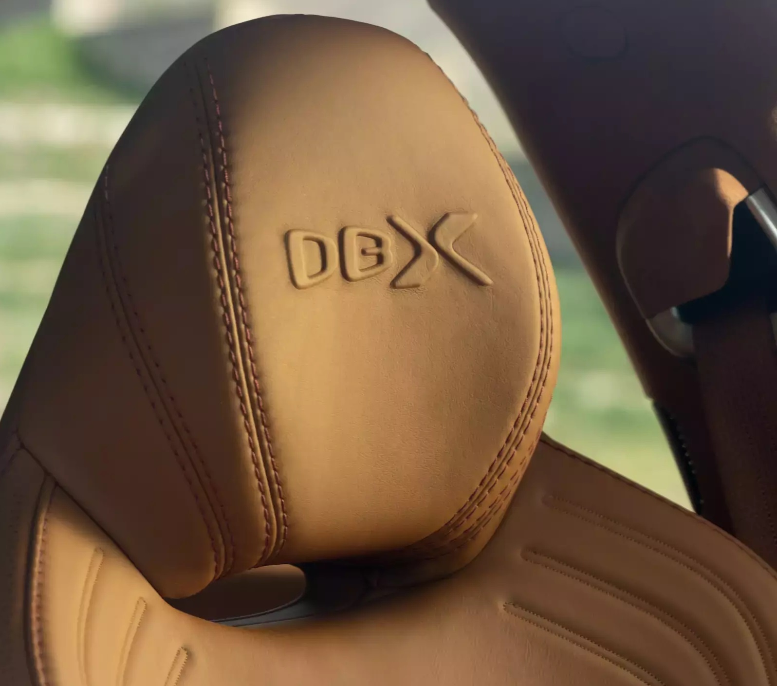 danh gia Aston Martin DBX 2020 anh 16