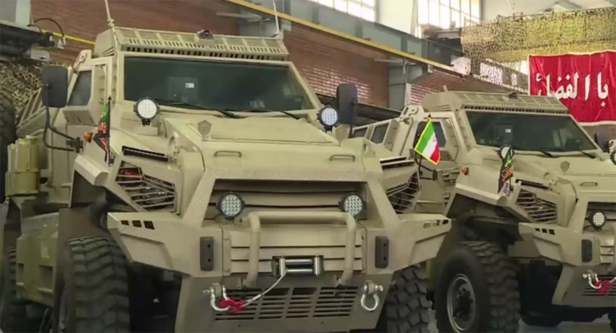 nhung mau xe quan su manh me cua Iran anh 7