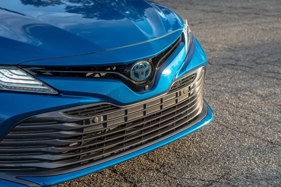 chon Honda Accord Hybrid hay Toyota Camry Hybrid anh 4