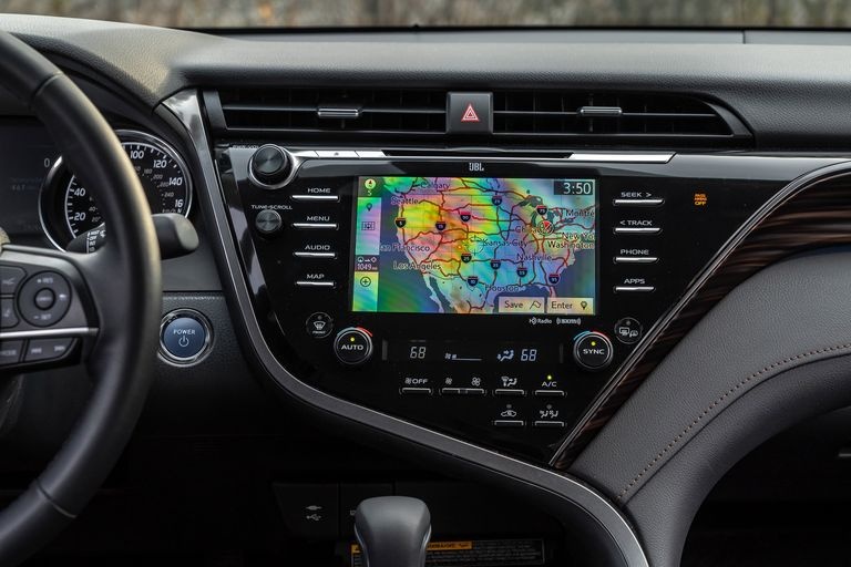 chon Honda Accord Hybrid hay Toyota Camry Hybrid anh 24