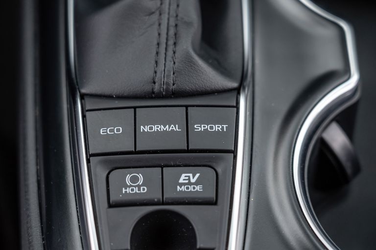 chon Honda Accord Hybrid hay Toyota Camry Hybrid anh 37