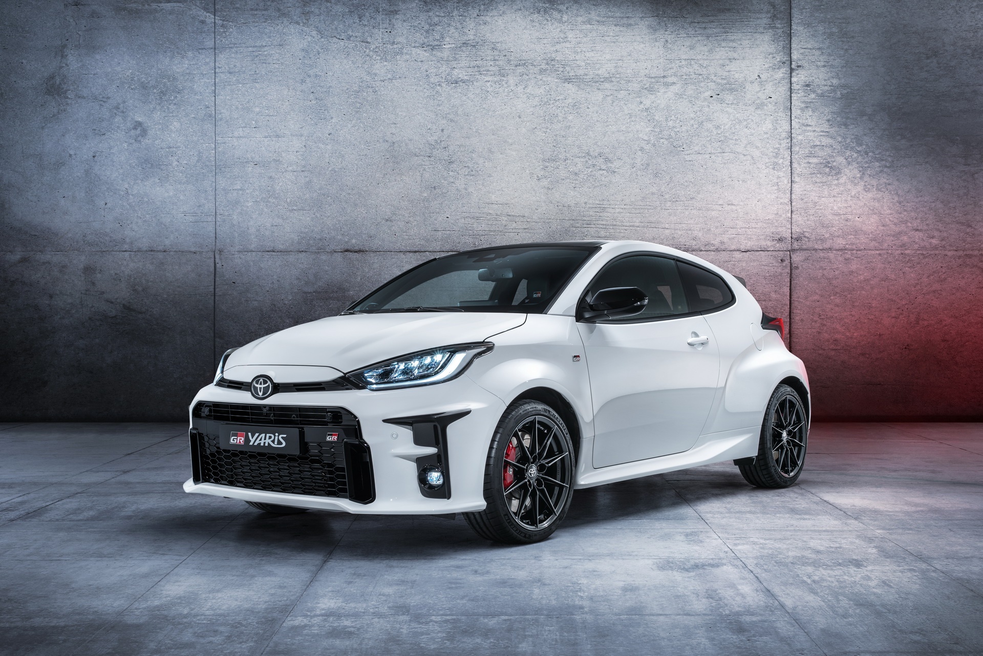 Toyota GR Yaris 2020 lộ diện với thiết kế thể thao ảnh 4 Toyota GR Yaris 2020 lo dien voi thiet ke the thao anh 4