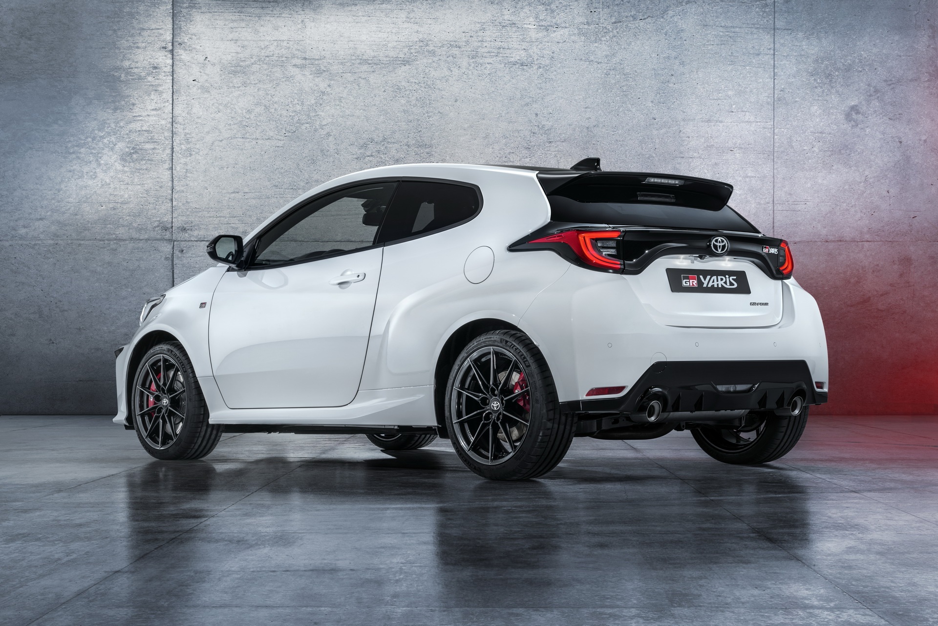 Toyota GR Yaris 2020 lộ diện với thiết kế thể thao ảnh 5 Toyota GR Yaris 2020 lo dien voi thiet ke the thao anh 5