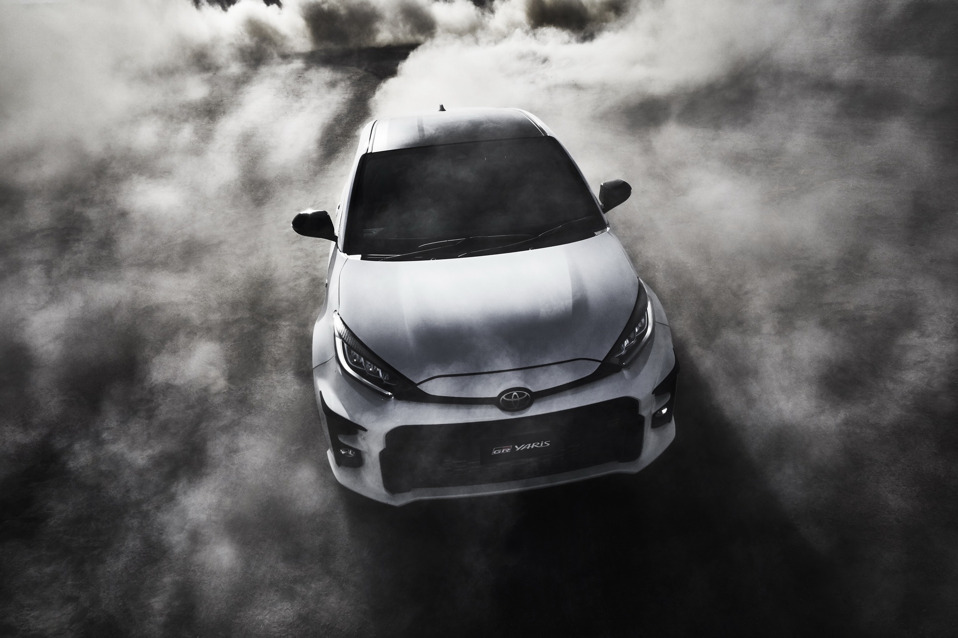 Toyota GR Yaris 2020 lộ diện với thiết kế thể thao ảnh 11 Toyota GR Yaris 2020 lo dien voi thiet ke the thao anh 11