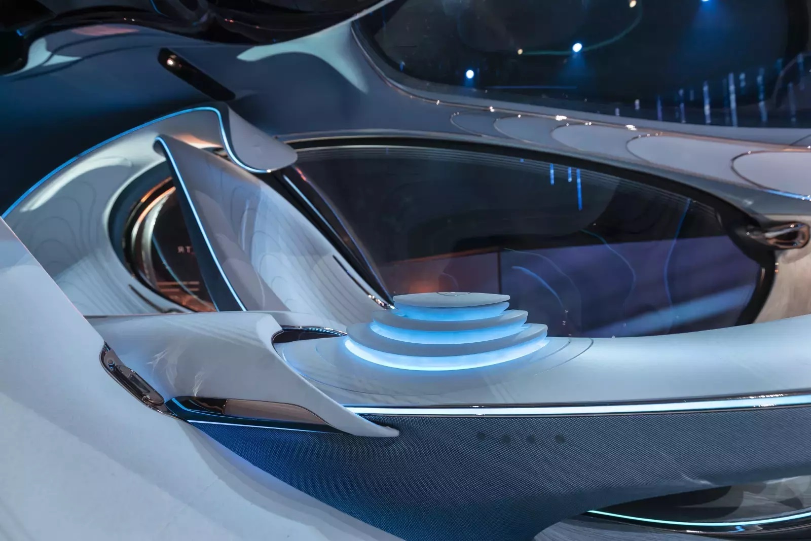 co xe tuong lai Mercedes-Benz Vision AVTR buoc ra tu Avatar anh 29