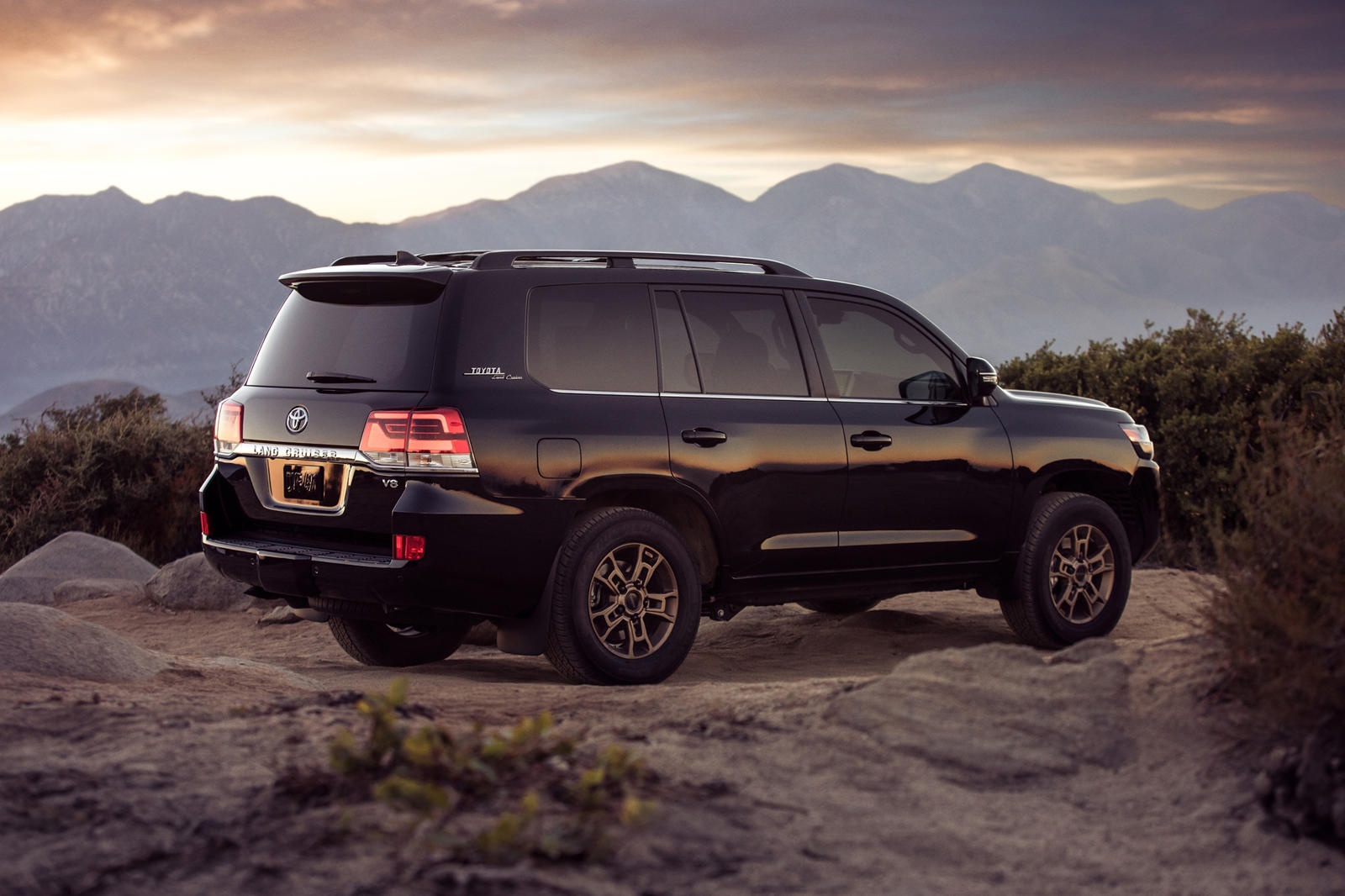 sắp có Toyota Land Cruiser thế hệ mới ảnh 5 sap co Toyota Land Cruiser the he moi anh 5