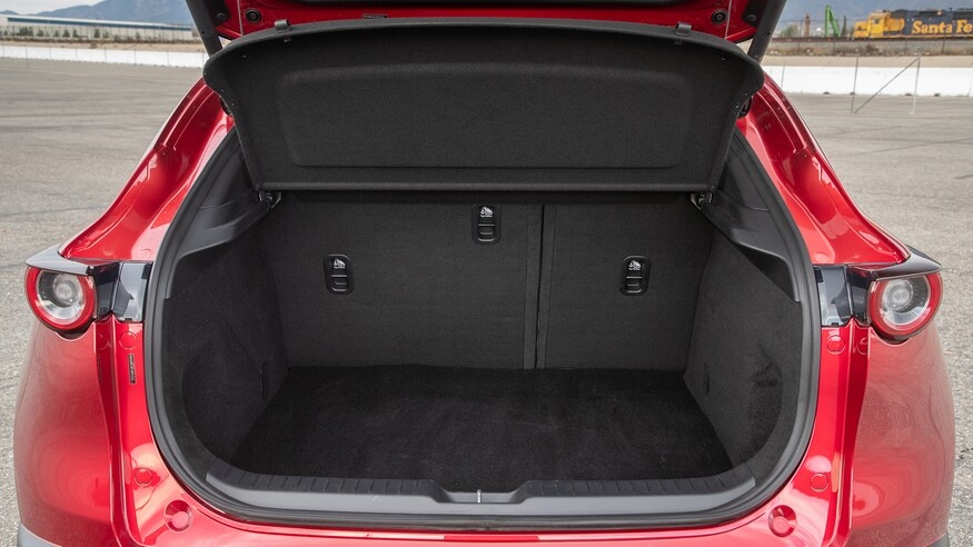 chọn mua Mazda CX-30 2020 hay Hyundai Kona 2020? ảnh 29 chon mua Mazda CX-30 2020 hay Hyundai Kona 2020? anh 29