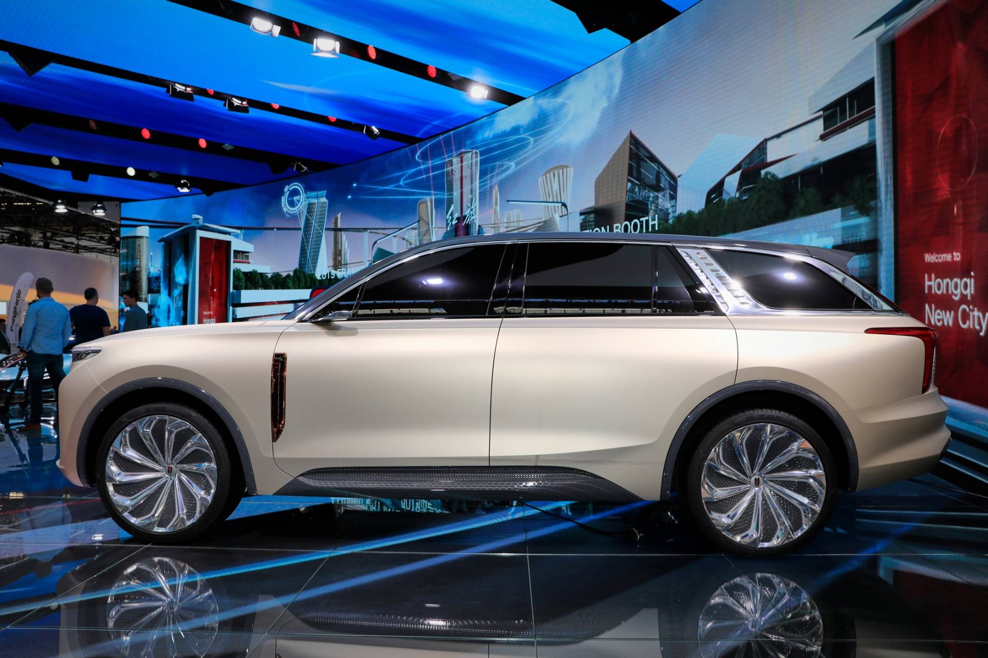 hãng xe Trung Quốc sản xuất SUV nhái Rolls Royce ảnh 12 hang xe Trung Quoc san xuat SUV nhai Rolls Royce anh 12
