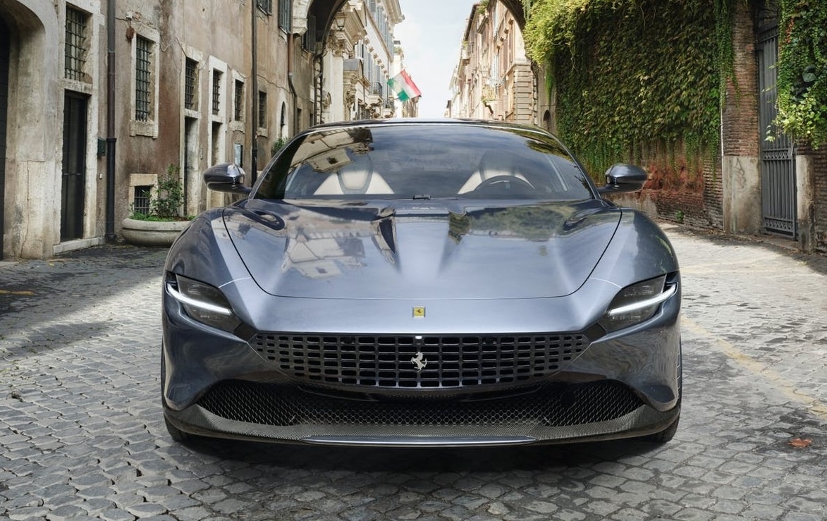 dan nha giau do xo mua Ferrari anh 1