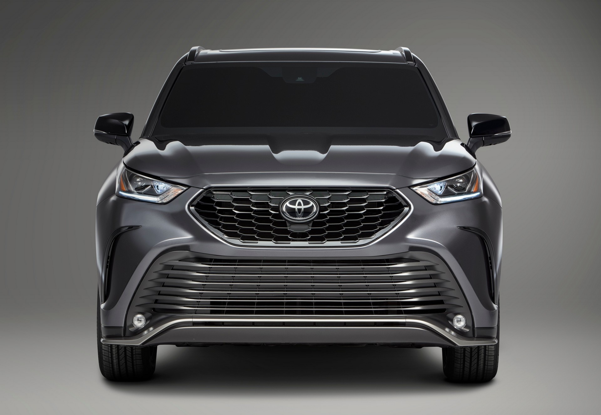 Toyota Highlander XSE 2021 thể thao và mạnh mẽ hơn ảnh 1 Toyota Highlander XSE 2021 the thao va manh me hon anh 1