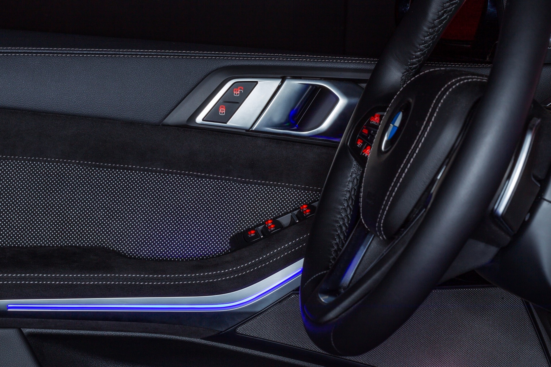 BMX X5 bản đặc biệt chỉ sản xuất 50 chiếc ảnh 15 BMX X5 ban dac biet chi san xuat 50 chiec anh 15