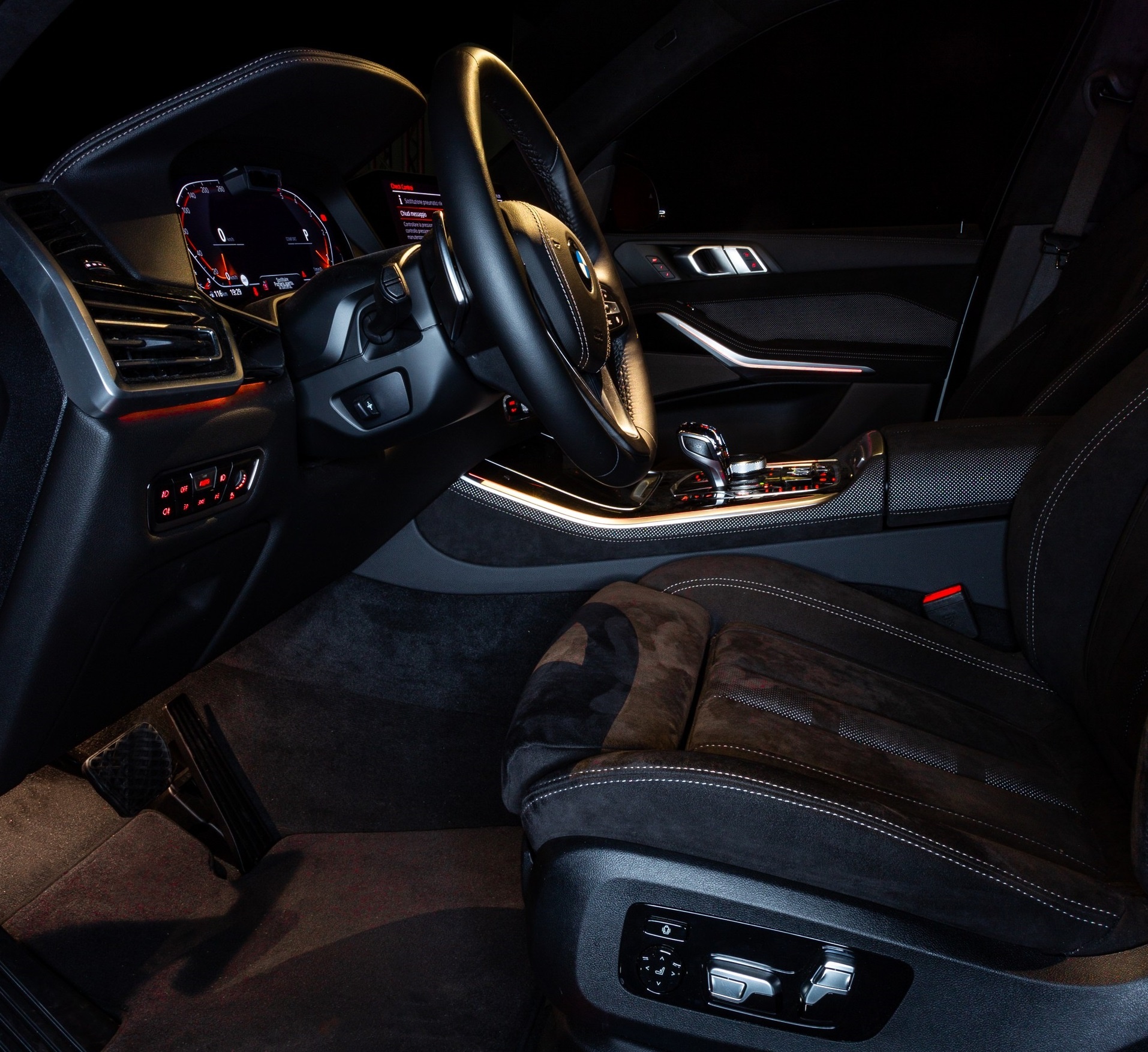 BMX X5 bản đặc biệt chỉ sản xuất 50 chiếc ảnh 8 BMX X5 ban dac biet chi san xuat 50 chiec anh 8