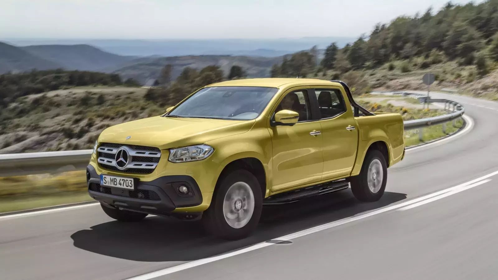 Mercedes-Benz X-Class - bai hoc khong the bien coc thanh thien nga hinh anh