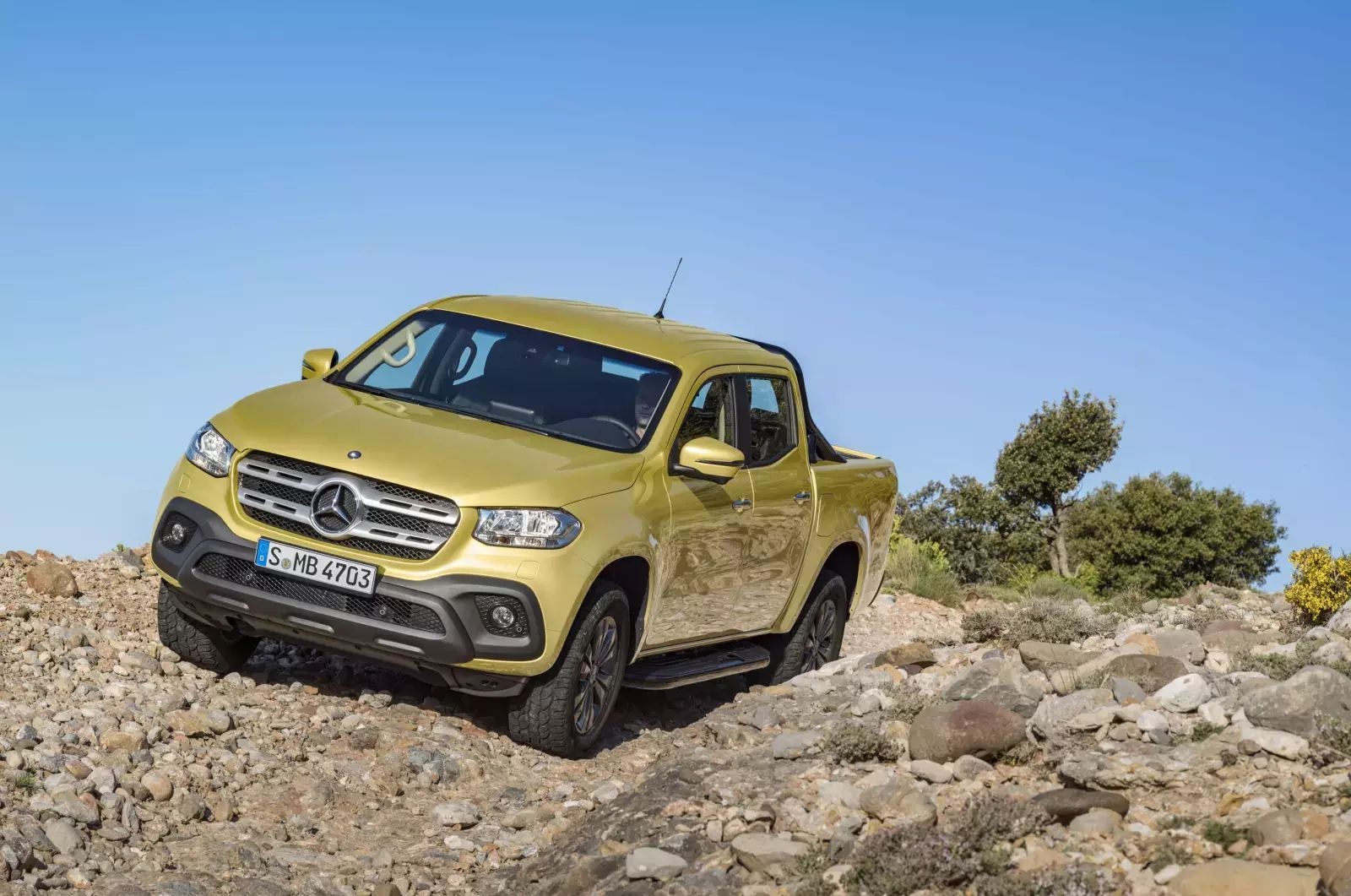 Mercedes X-Class va bai hoc that bai anh 10