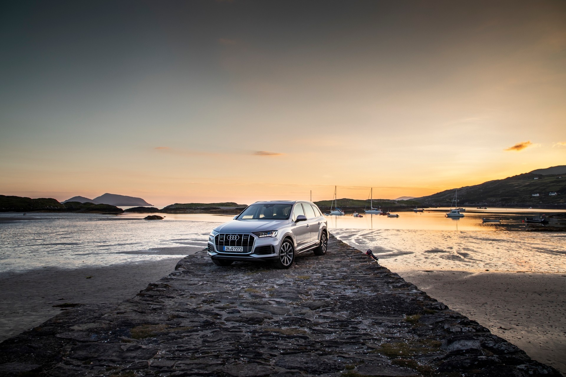 Audi Q7 2020 co them ban gia re anh 7