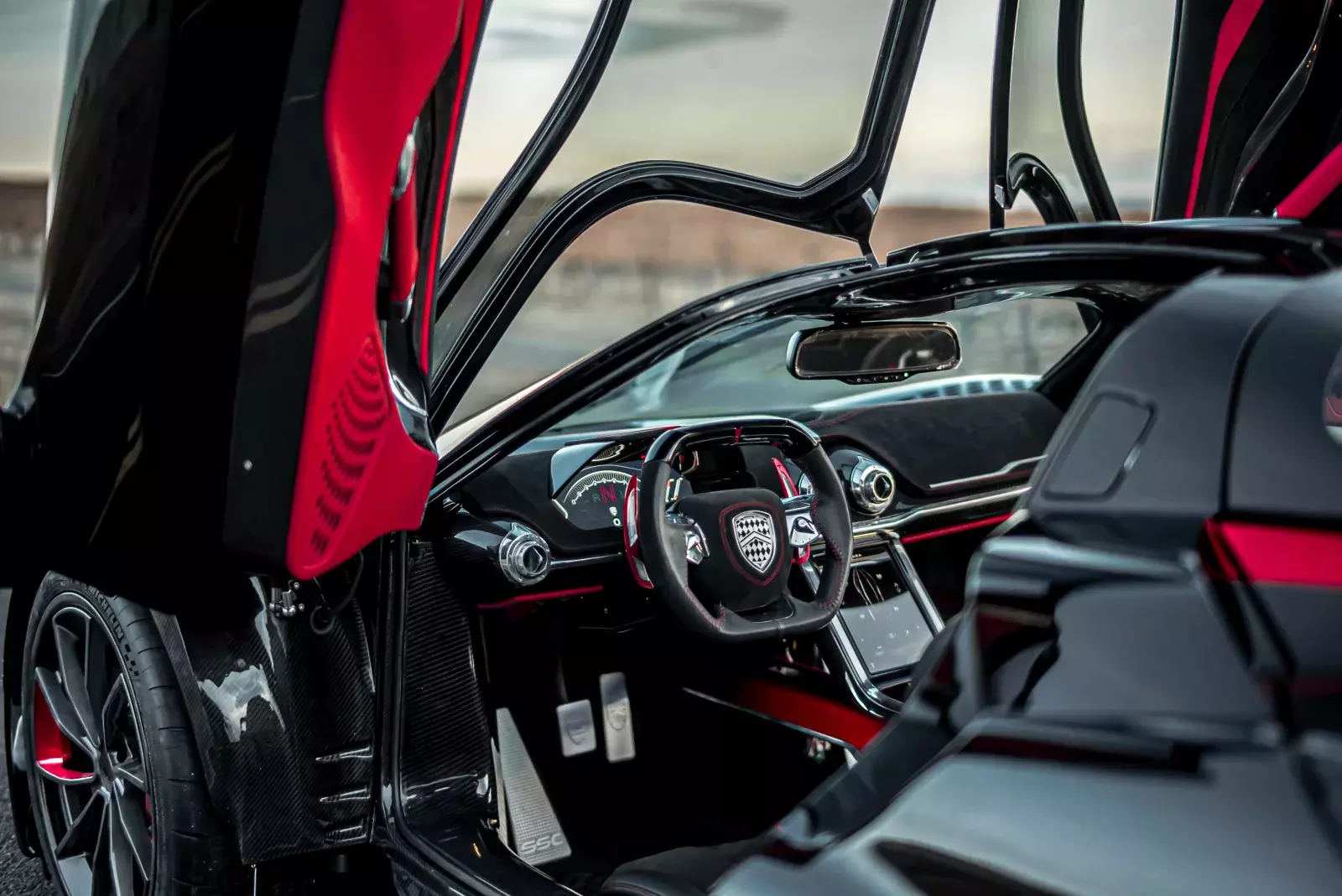 danh gia sieu xe SSC Tuatara 2020 anh 16