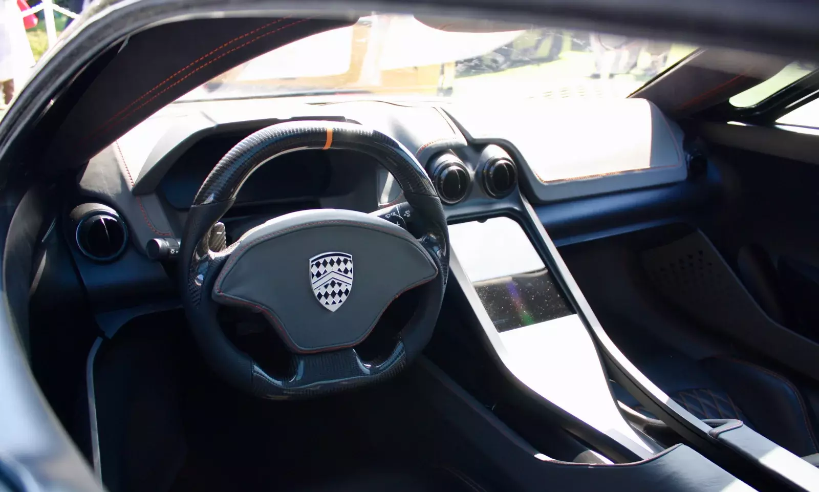 đánh giá siêu xe SSC Tuatara 2020 ảnh 18 danh gia sieu xe SSC Tuatara 2020 anh 18